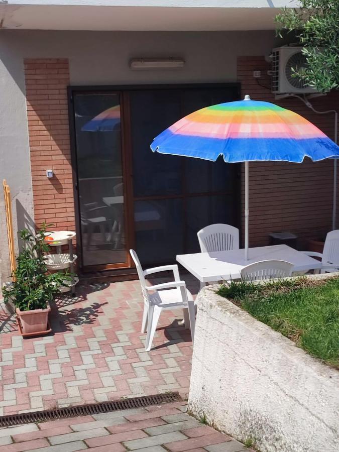 Apartamento Bordoriva Formia Exterior foto
